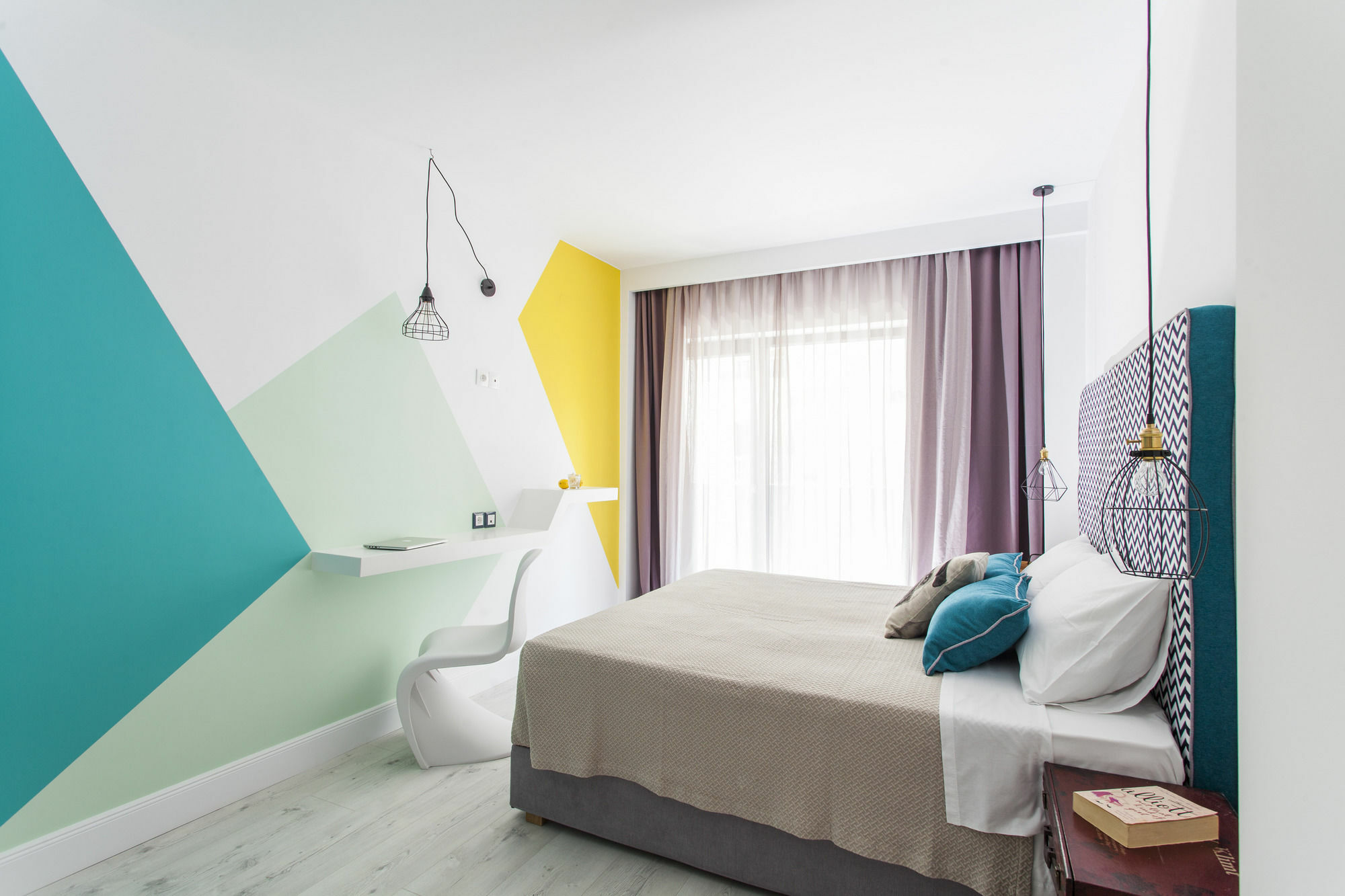 Blue Bottle Boutique Hotel 3*